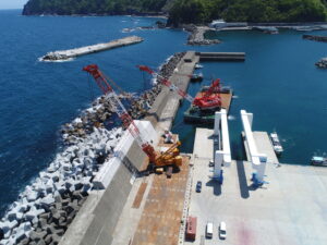 太田名部漁港北護岸ほか工事